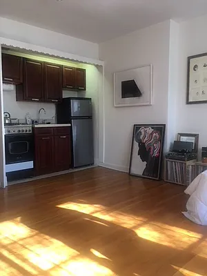 Rented by The MJS Group NY LLC | media 3