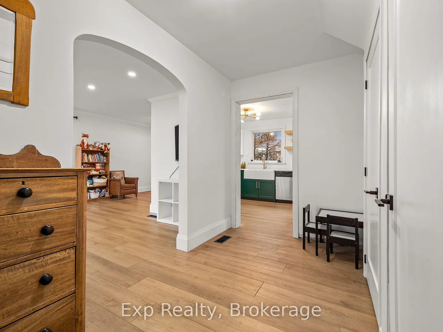 2 bed, $2,250 — Photo 3