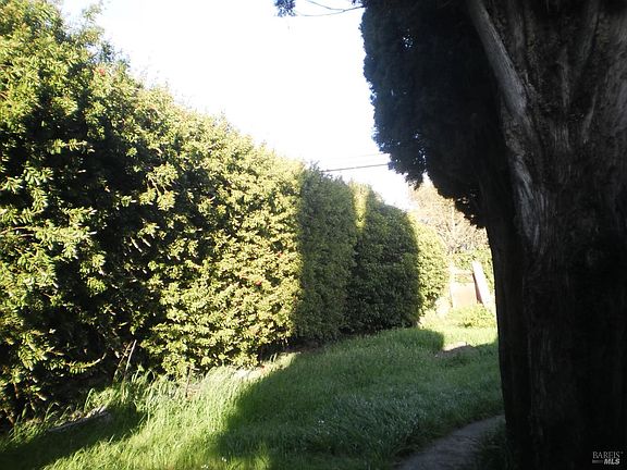 4th image of 1911 Corby Avenue