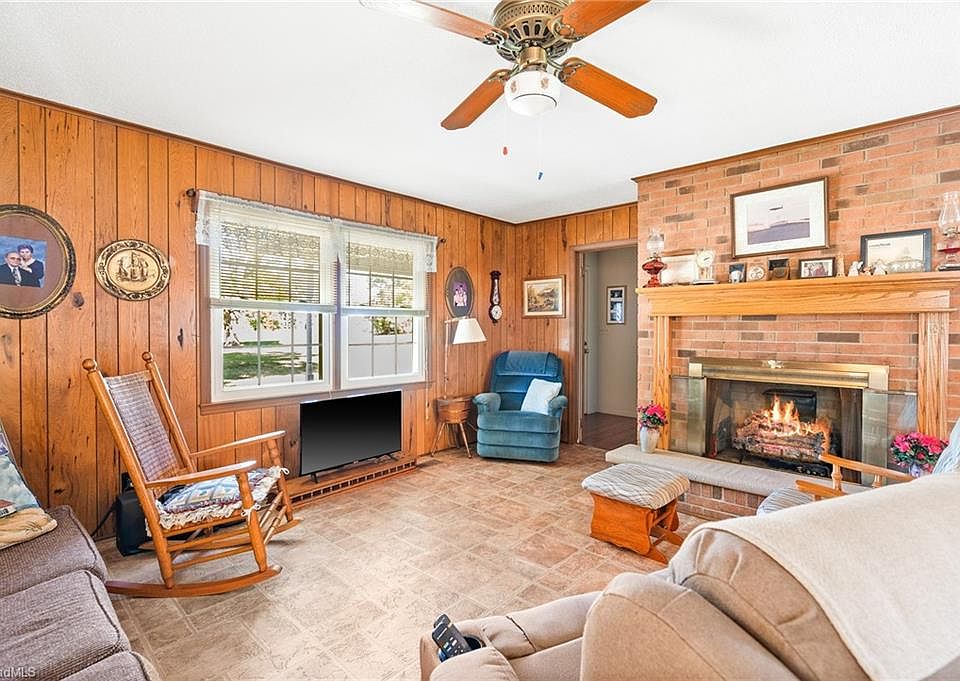 Blackish House sideA、sideB Blackish House side A & sideZ Blackish House sideA、sideB