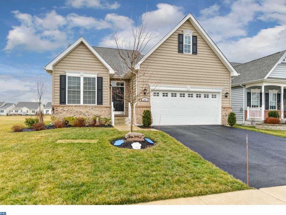 1st image of 126 Devalinder Dr