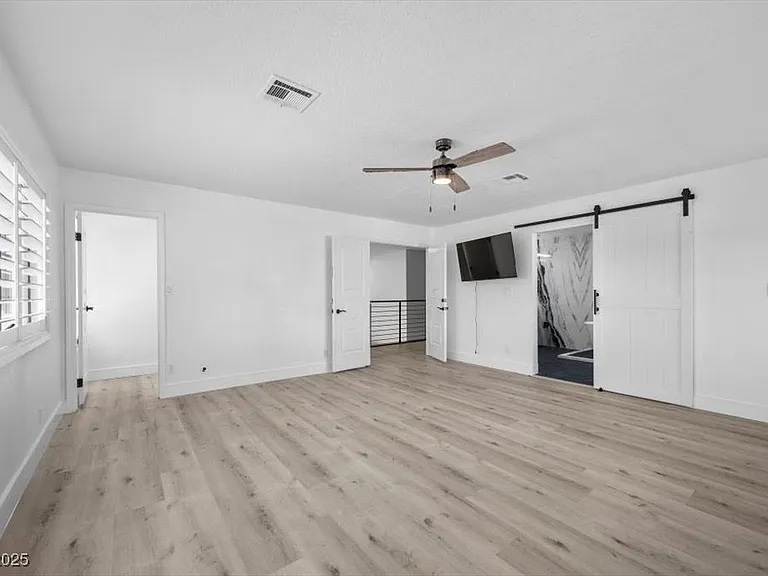 1695 Montessouri St — Photo 13