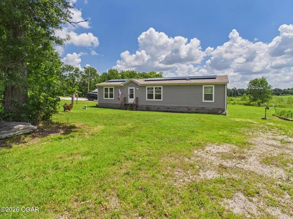 105 S Grand Ave, Jasper, MO 64755