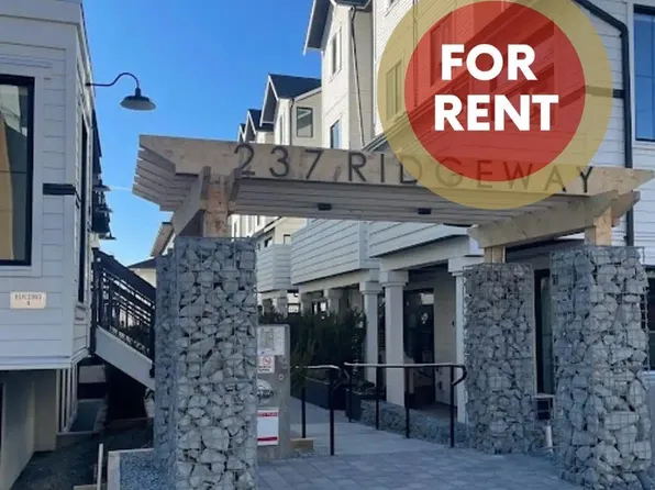 237 Ridgeway Ave #6, North Vancouver, BC V7L 0H6