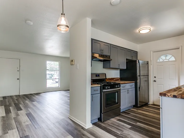 451 Kate Schenck Ave — Photo 18