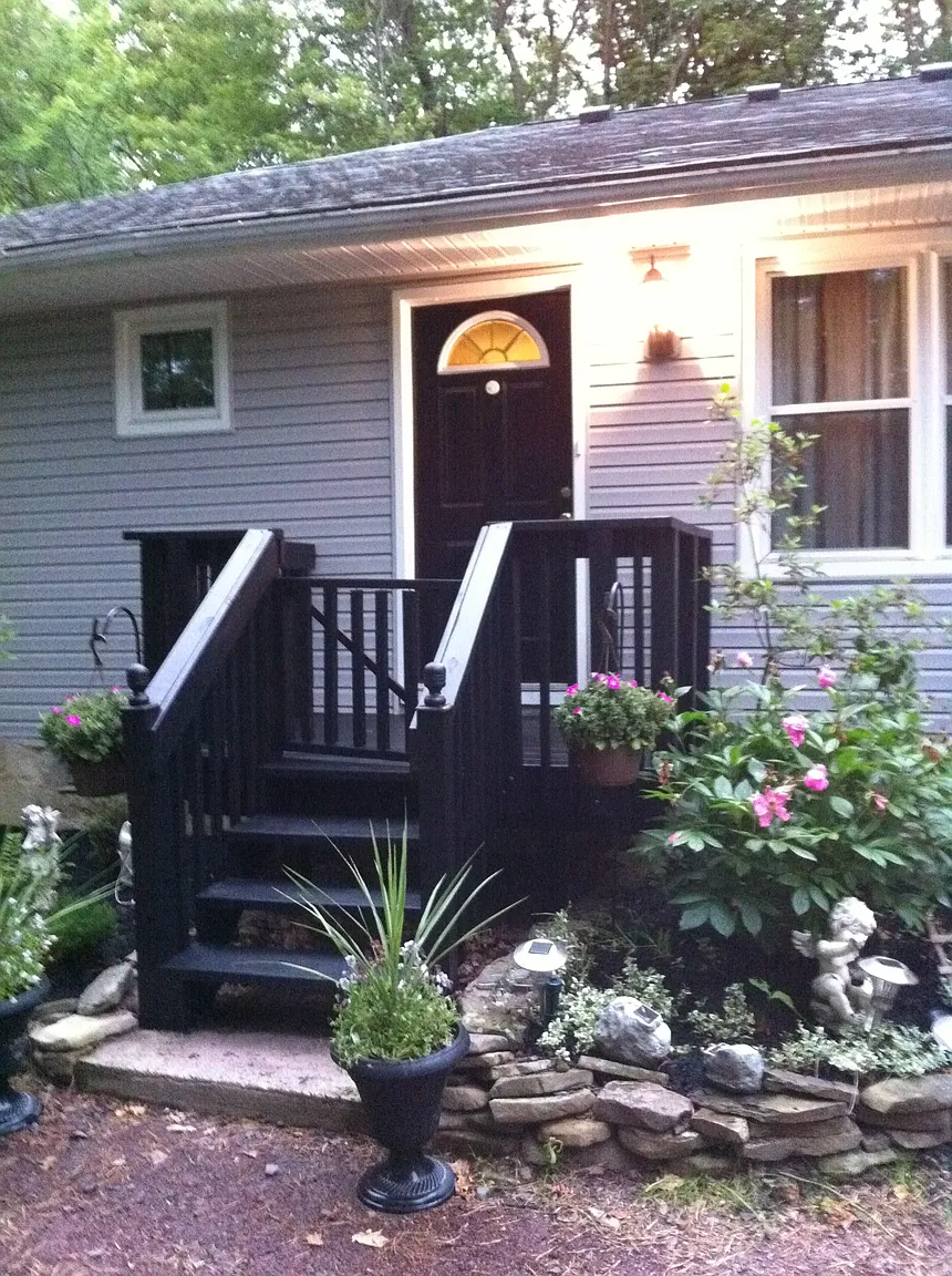 5129 Pine Tree Ln photo 1
