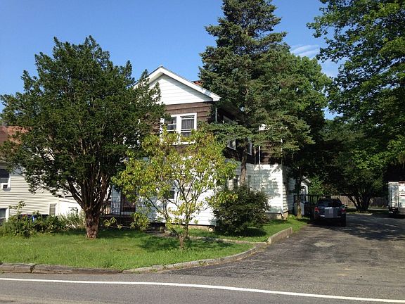 3rd image of 29 Hawkes Ave