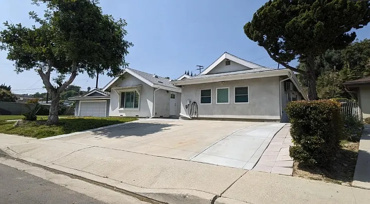 379 Casuda Canyon Dr #B — Photo 13