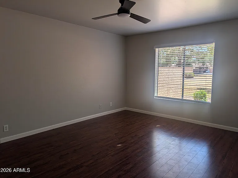540 N May St #1101 — Photo 12