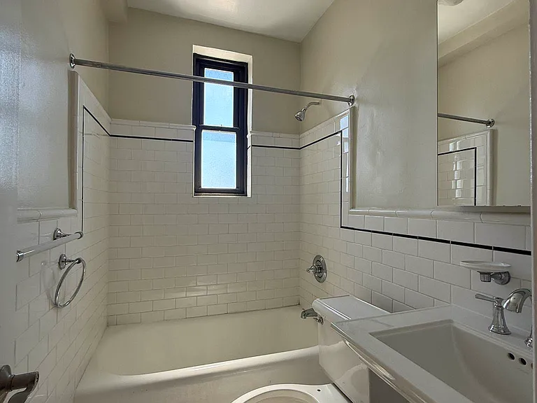 166 2nd Ave #14M — Photo 7
