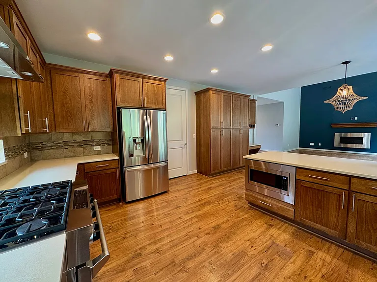 5726 Solana Ln NE — Photo 7