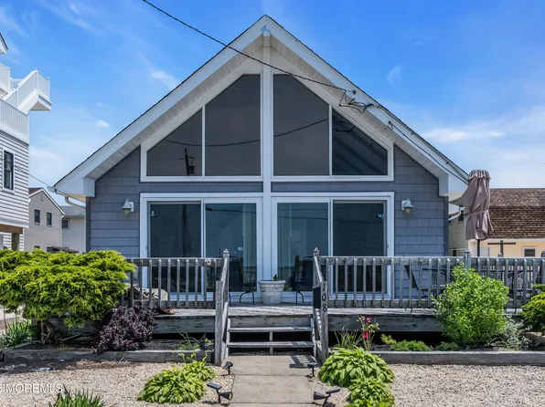 108 Shore Road, Surf City, NJ 08008