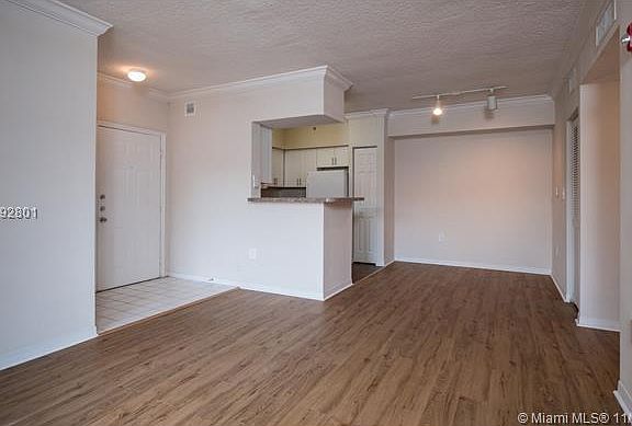 4th image of 11630 SW 2nd St #17103