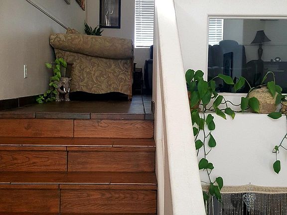 4th image of 997 Dancing Vines Ave