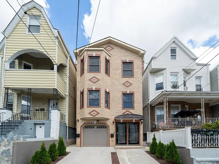72 Charles St #2 — Photo 25