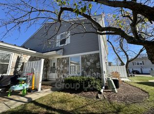 1062 Hampton Hbr #9302, Schaumburg, IL 60193