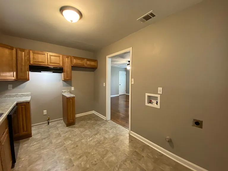 3193 Aden St — Photo 5