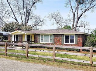 10454 Holtville Rd, Deatsville, AL 36022