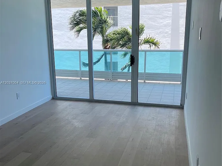 5025 Collins Ave #601 — Photo 18