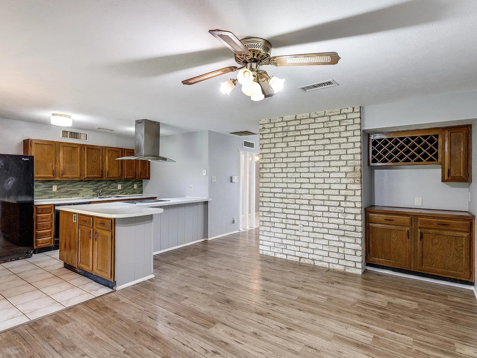 3 bed, 1723 sqft, $1,995 — Photo 4