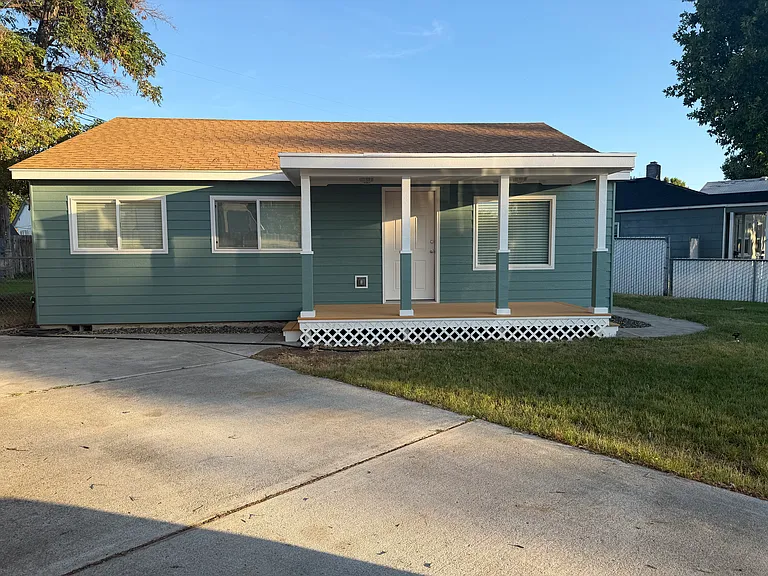 809 Stanton Ave — Photo 16