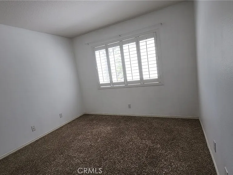 580 N Pageant Dr — Photo 22