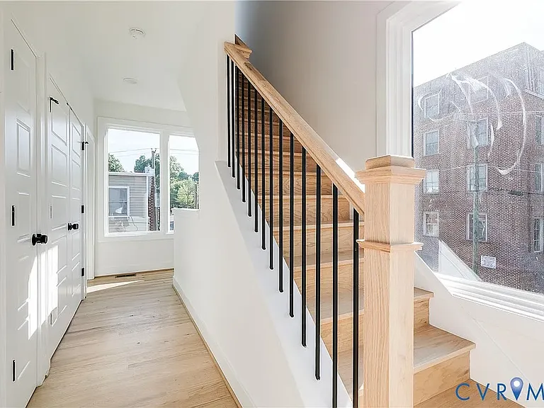 220 N 20th St #1 — Photo 22