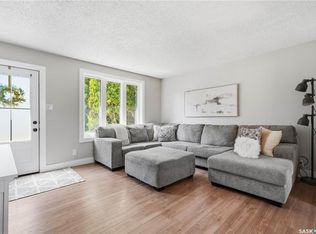 122 Montreal AVENUE S, Saskatoon, SK S7M 3K8