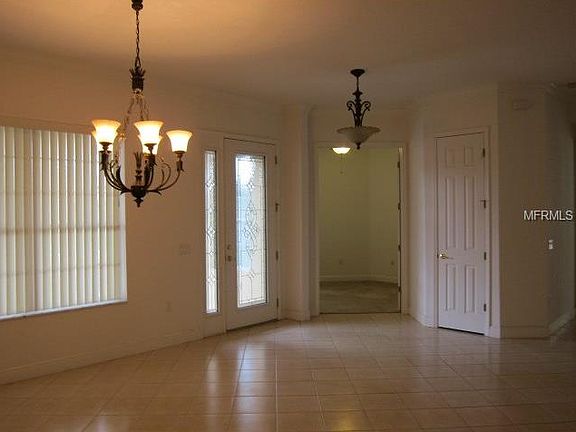 4th image of 143 Vista Dr