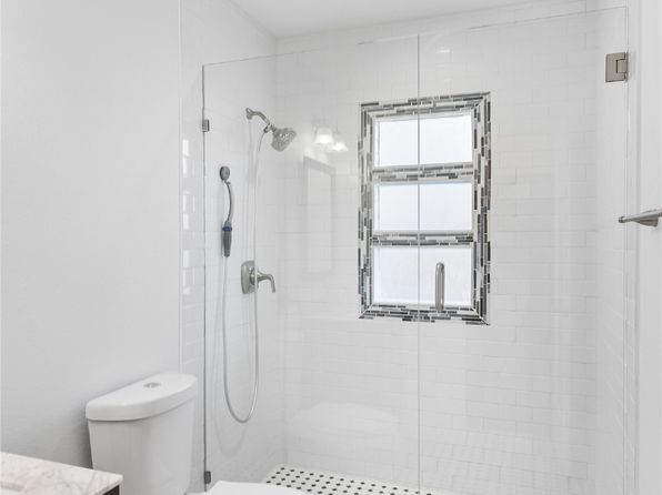 Additional property image - 926 S Waverly Dr, Dallas, TX 75208