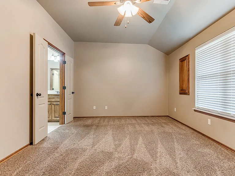 2413 Kyle Robert Ln — Photo 29