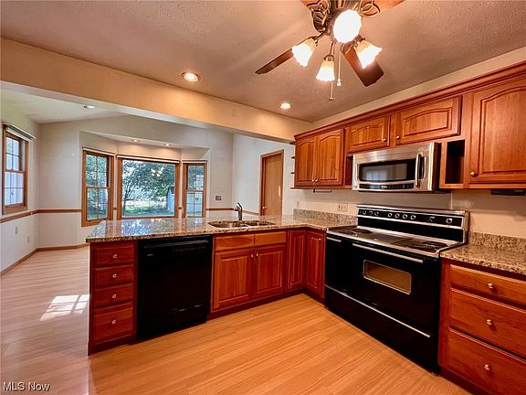 3rd image of 6170 Mentor Park Blvd