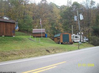 1628 Morgantown Pike, Belington, WV 26250