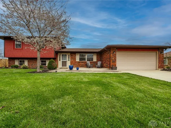 6625 Roberta Dr, Tipp City, OH 45371