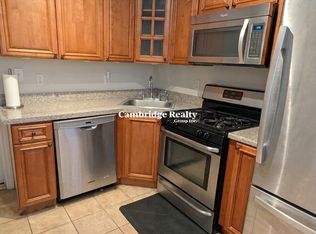 9 Medford St #1T, Medford, MA 02155