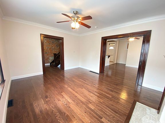 3rd image of 1475 Worthington St #1477