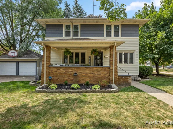 828 7th St NW, Grand Rapids, MI 49504