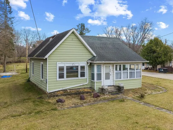 1919 Allison Park Drive, Richland Center, WI 53581