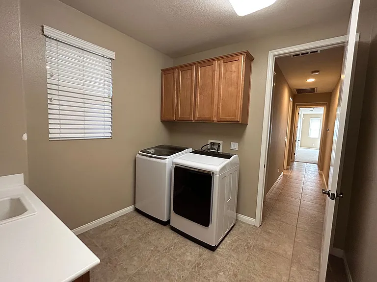 15005 Via Messina Dr — Photo 17