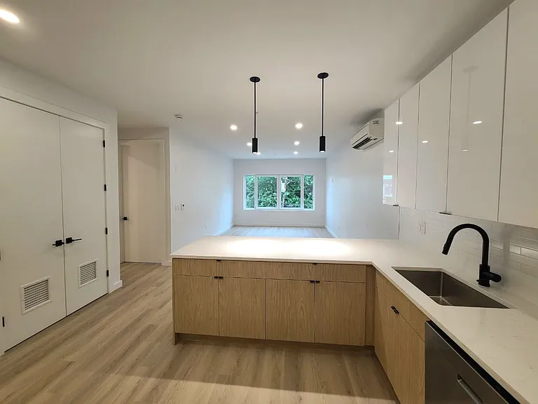 434 Scotland Rd #100 — Photo 2