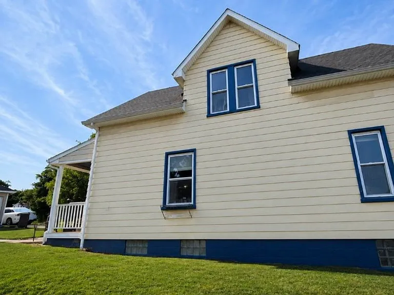 side yard