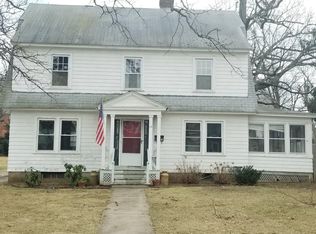 10 Ardmore Rd, West Hartford, CT 06119