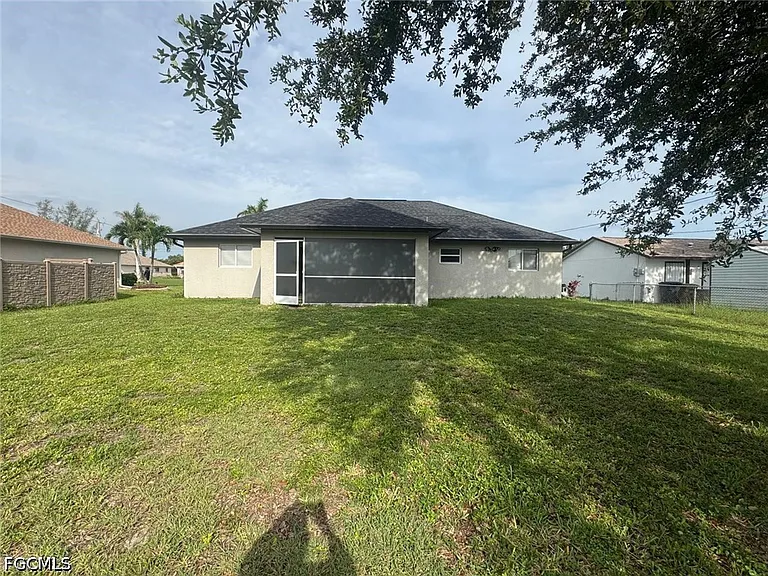 2227 SW 5th Ave — Photo 25