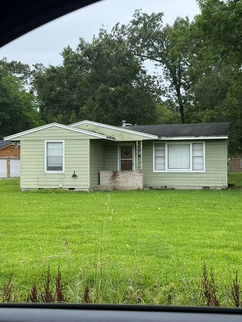 2/1 - LCM — Photo 1