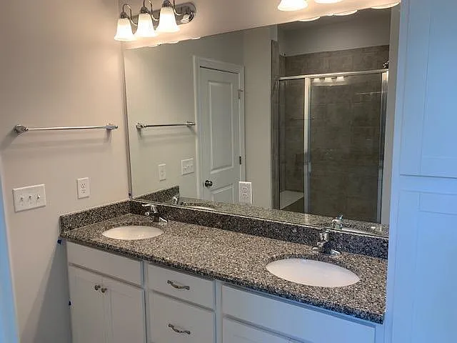 2881 Macintosh Woods Dr — Photo 12