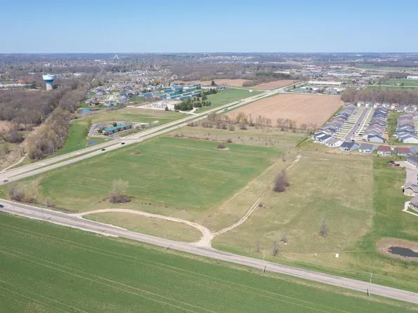 1101 S EDWARDS BOULEVARD, Lake Geneva, WI 53147