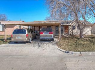 621 Globe Ave, Blue Mound, TX 76131