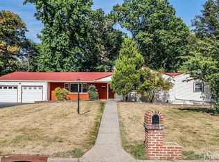 80 Calvert Ave W, Edison, NJ 08820