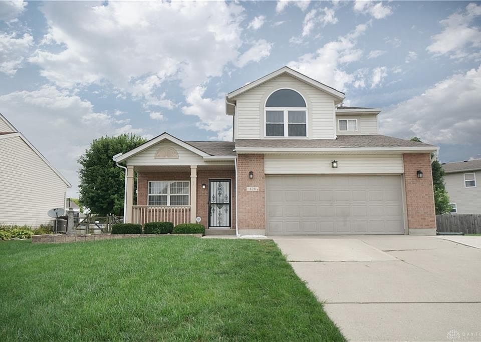 1st image of 828 Greenwood Ln