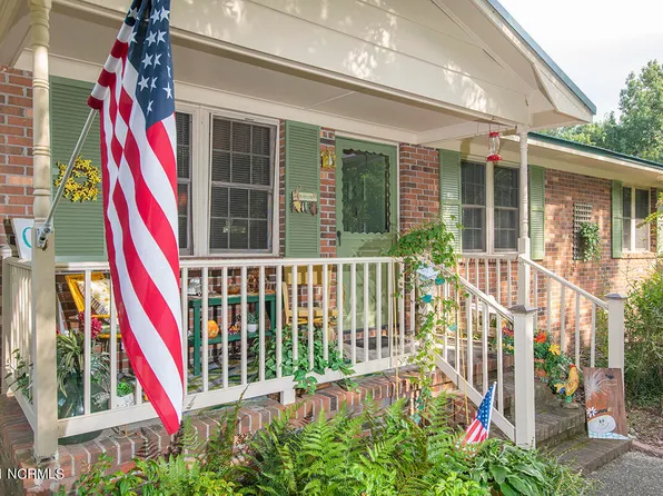 344 Russells Creek Road, Beaufort, NC 28516